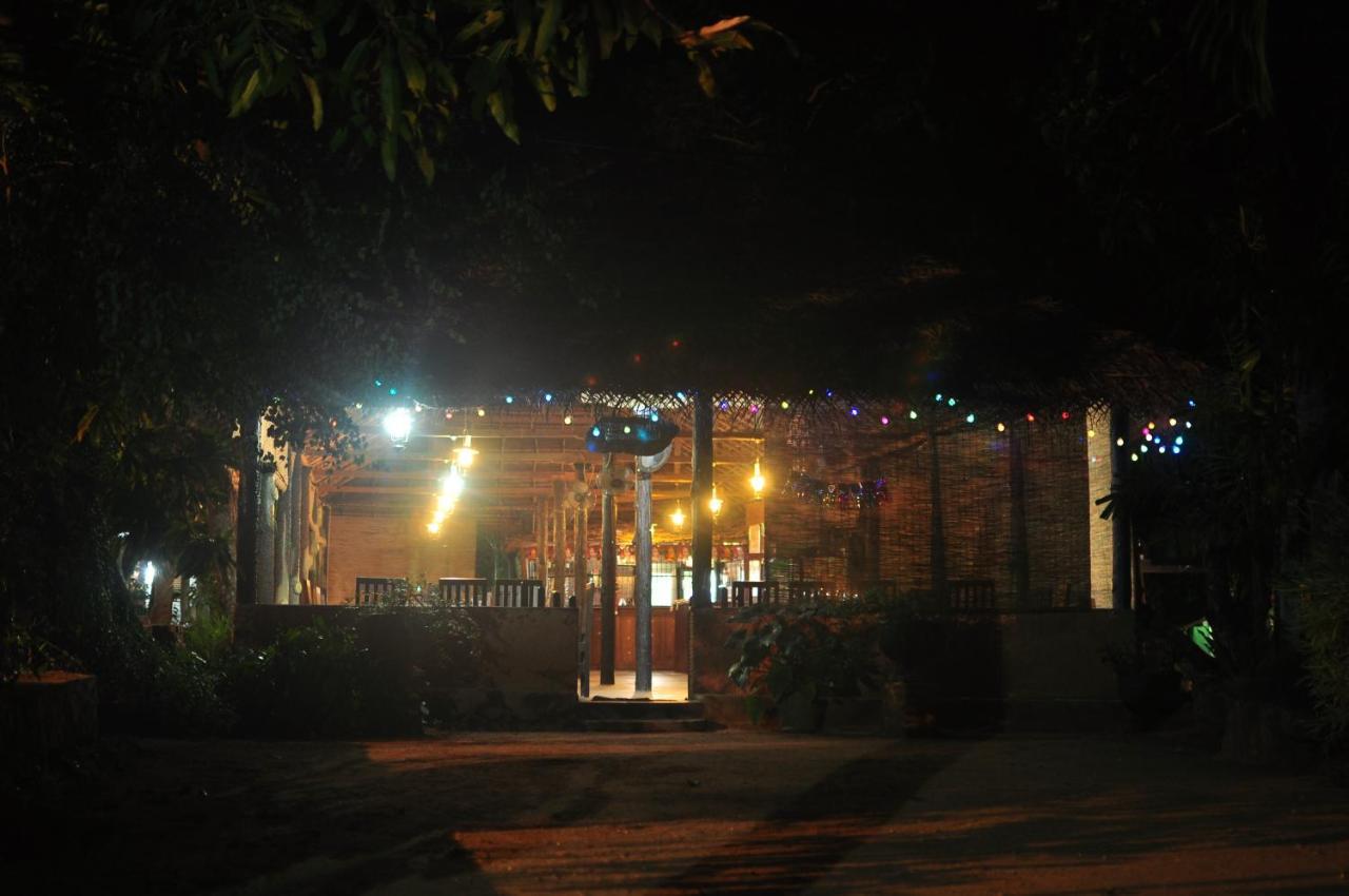 Melsiripura Soba Lanka Holiday Resort מראה חיצוני תמונה