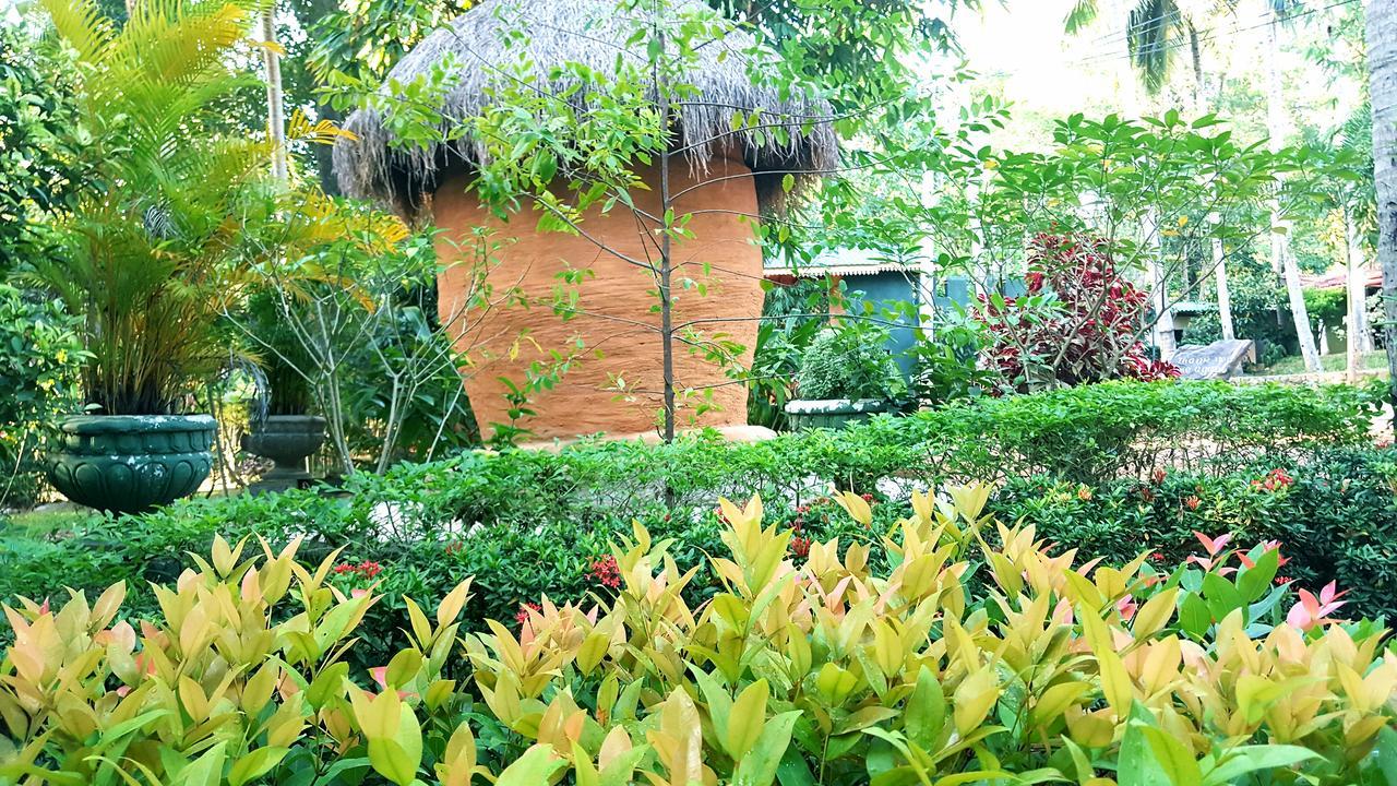 Melsiripura Soba Lanka Holiday Resort מראה חיצוני תמונה